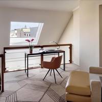 Duplex Suite, M Club access, 2 Floor Suite, 1 King