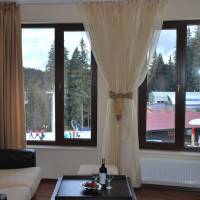 One-Bedroom Apartment (2 Adults + 2 Children)