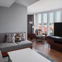 Club Suite, M Club access, 1 Bedroom Suite, 1 King