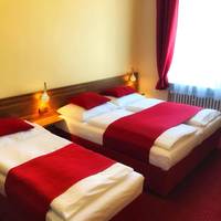 Economy Triple Room