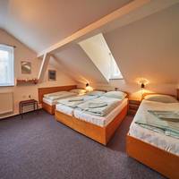 Quadruple Room with Bathroom