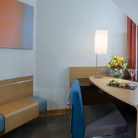 Comfort Room with Queen Bed