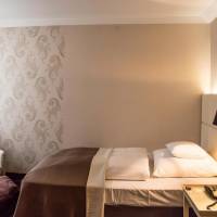 Comfort Queen Room