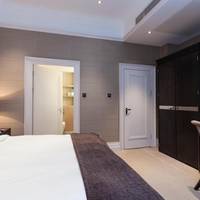 Capital Townhouse Superior King