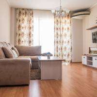  Deluxe One-Bedroom Apartment (2 Adults + 2 Children) - Free Beach Access