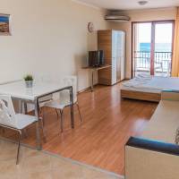 Studio (2 Adults + 1 Child) - Free Beach Access