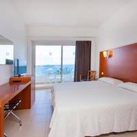 Room #25982305