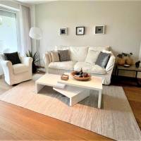 One-Bedroom Apartment with Balcony