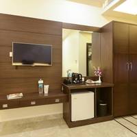 Deluxe Double or Twin Room (Early check in at 12 noon, subject to availability & 10% discount on F&B)