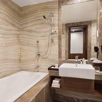King Suite - Non-Smoking (Complimentary 20% discount on food & soft beverages, 10% discount on spa in restaurant and 2hrs early check-in & late check-out)