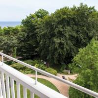Deluxe Double Room with Side Sea View
