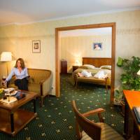 Junior Suite at Forest Side