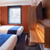 Twin Room - Non-Smoking