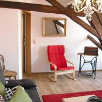 One-Bedroom Apartment with Sofa Bed
