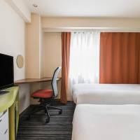 Superior Twin Room with Shower - Non-Smoking