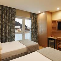 Quarto Superior Executivo com 2 camas de solteiro