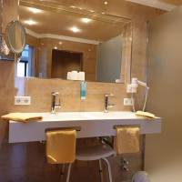 Suite with Lake View