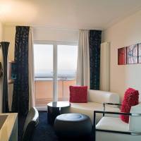 Suite with Lake View