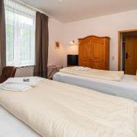 Double or Twin Room with Shower