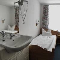 Standard Twin Room with external WC and Shower