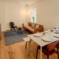 Deluxe Three-Bedroom Apartment