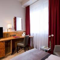 Room #6201439