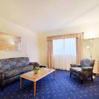 Room #7458849