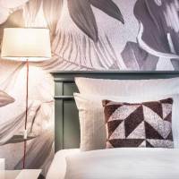 Room #6612938
