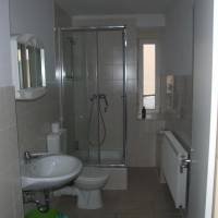 Single Room with Shared Bathroom