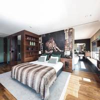 King Suite with Spa Bath