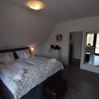 Large Double Room 7