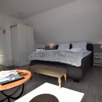 Double Room with Kitchenette 6