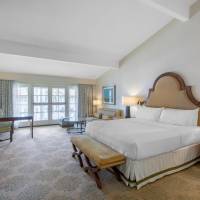La Costa Room - 1 King Bed