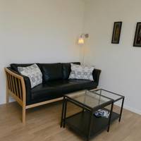 One-Bedroom Apartment with Shared Bathroom