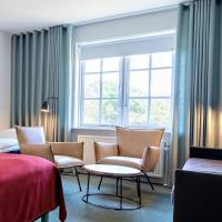 Family Room (2 Adults + 2 Children)