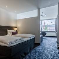 Superior King Room Six