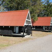 Cottage with Shared Bathroom (2 Adults)