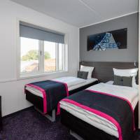Captain Room