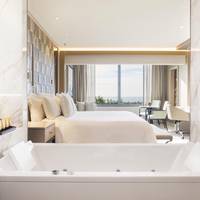 Ambassador Executive Junior Suite
