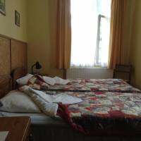 Twin Room with Private Bathroom