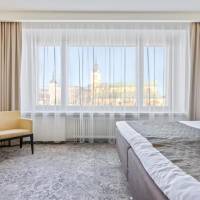 Superior Room with Freedom Square View