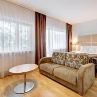 Deluxe Double Room, Balcony, Park View