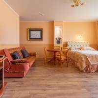 Deluxe King Room with Balcony