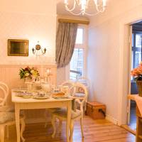 One-Bedroom Apartment - Air Conditioned