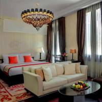 Palace Cataract King Suite with Garden View
