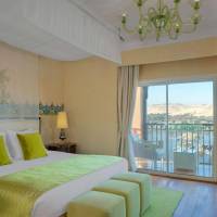 Opera Suite with Terrace and River View