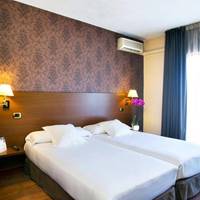 Room #9345538
