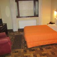 Budget Double Room with Shared Bathroom
