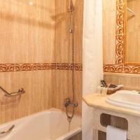 Room #9107850