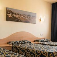 Family Suite (2 Adults + 2 Children)